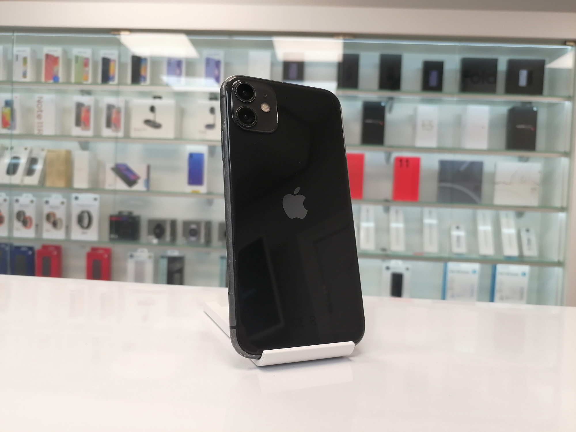 iPhone 11 128Гб (70% / RU) Черный - Б/У ★★☆☆☆